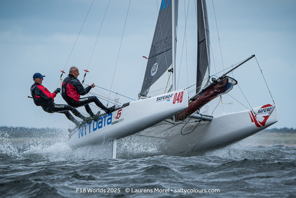 NED 048 im Doppeltrapez bei der WM 2025 in Holland